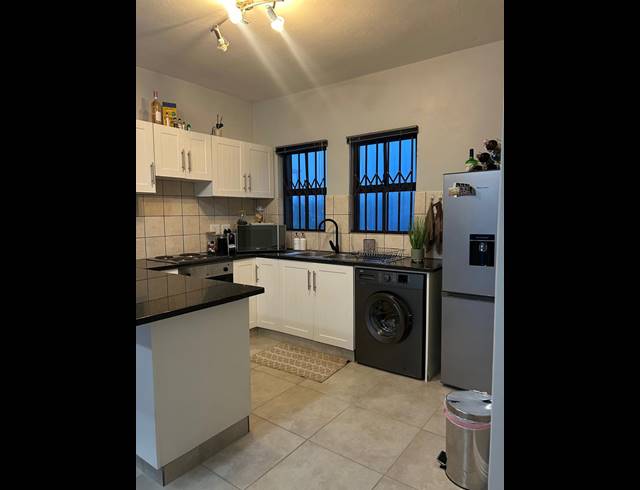 1 BEDROOM APARTMENT RENTED IN HILTON CENTRAL